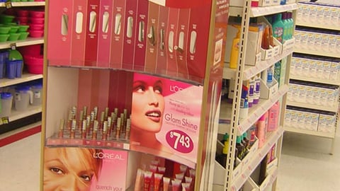 L'Oreal Endcap Display