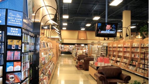 Fresh Fare Reading Aisle