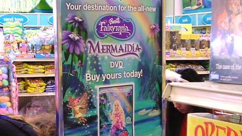 Toys "R" Us Mermaidia Event Sign