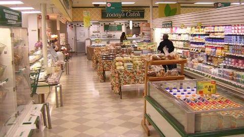 Shaw's Bread/Dairy Aisle