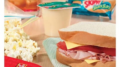 H-E-B Gives Back to Texas Schools Feature