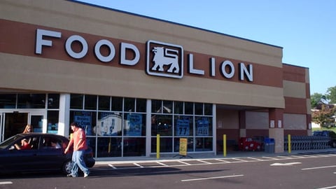 Food Lion Exterior