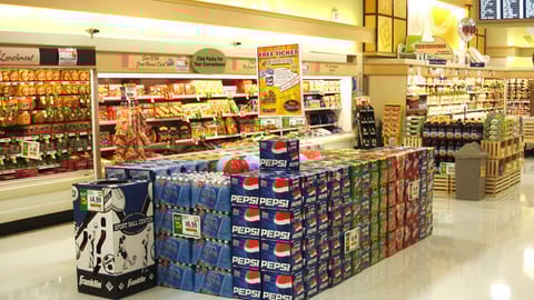 Giant Food Perimeter Displays