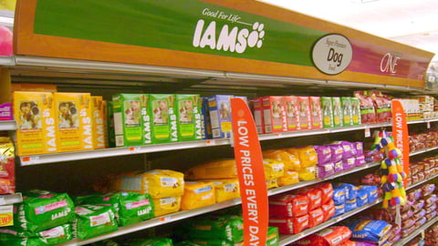 Stop & Shop Pet Care Aisle