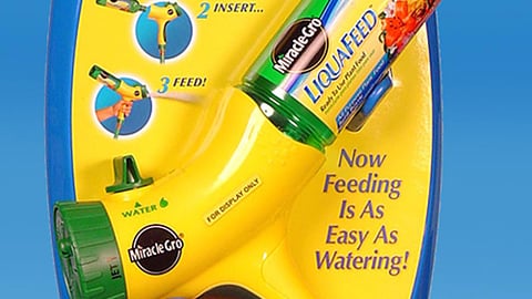 Scott's Miracle Gro Shelf Display