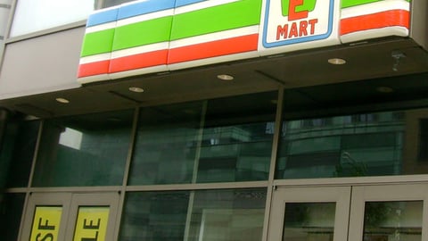 7-Eleven Kwik-E-Mart Exterior