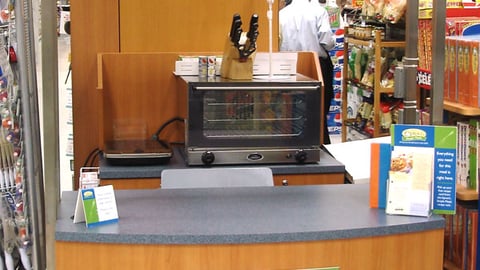 Publix 'Apron's'  Demo Booth