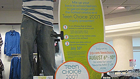 JCPenney Teen Choice Awards Display