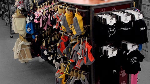 Petco Apparel Display