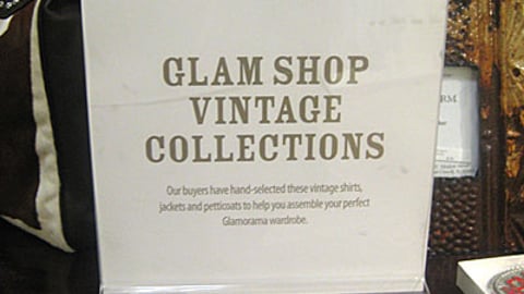 Macy's 'Glamorama' Table Sign