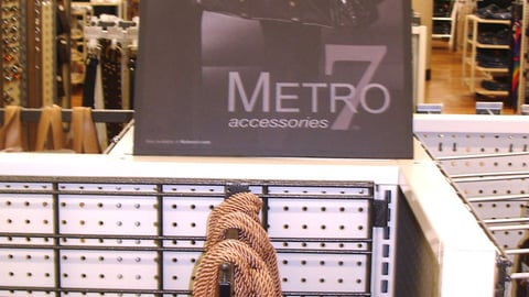 Metro 7 Rack Sign