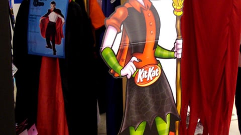Kit Kat Halloween Standee