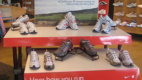 Nike iTunes 'Hear How You Run' Display