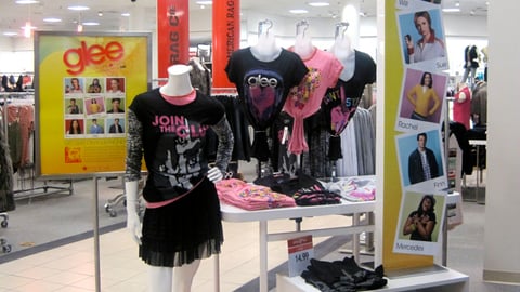 Macy's 'Glee' Display