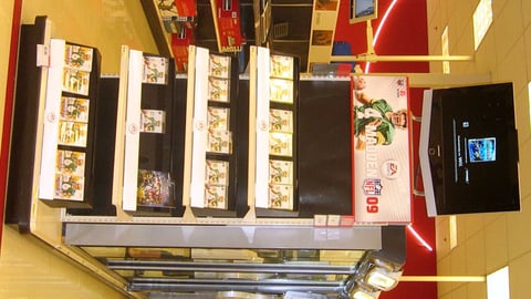 Target 'Madden NFL 09' Endcap