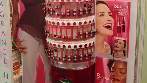 Maybelline Moisture Extreme Display