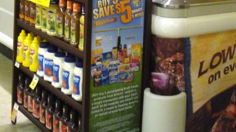 Kraft Safeway 'Huddle to Fight Hunger' Side Panel