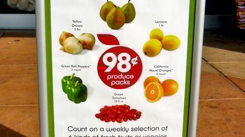 Fresh & Easy 98-Cent Produce Packs Stanchion