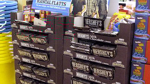 Hershey's S'mores Rascal Flatts Pallet