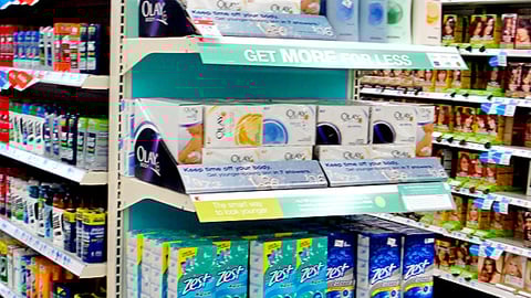 Kmart P&G 'brandSaver' Endcap