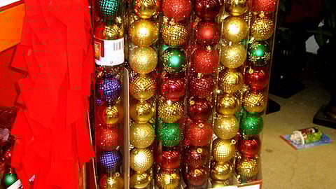 Home Depot Holiday Accents Ornaments Quarter-Pallet