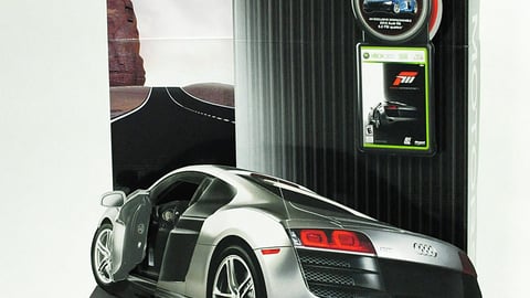 'Forza 3' Standee