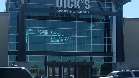 Dick's Sporting Goods Exterior