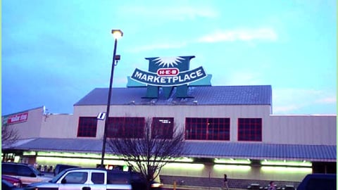 H-E-B Marketplace Exterior