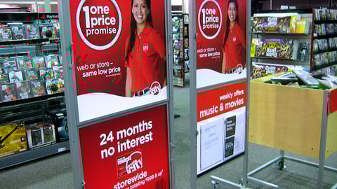 Circuit City 'One Price Promise' Stanchions