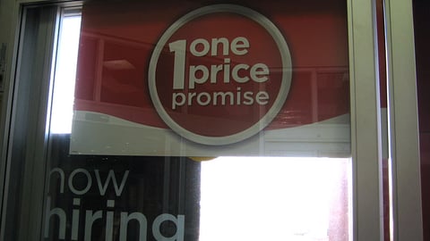 Circuit City 'One Price Promise' Window Cling