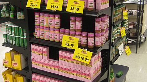 Schnucks Spice Islands 'Bake for the Cure' Merchandising