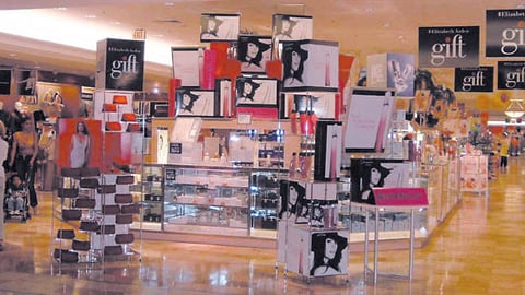 Parfums Givenchy Retail Launch