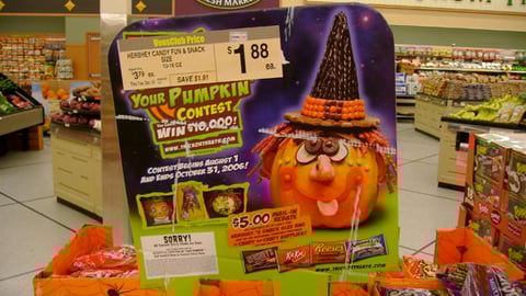 Hershey's Halloween Contest Sign