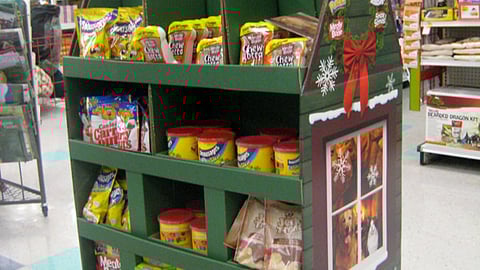 Del Monte Pet Brands Holiday Pallet