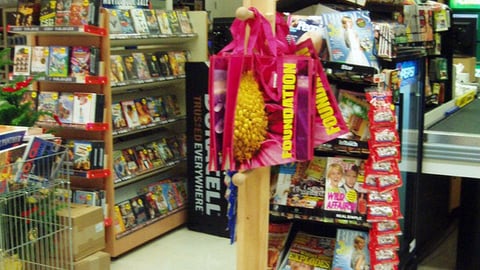 A&P Elizabeth Haub Foundation Bag Stand