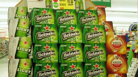 Heineken 'Casino Royale' Endcap