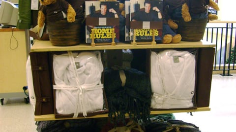 Linens 'n Things Nate Berkus Display