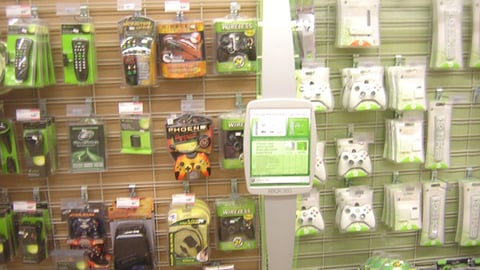 Circuit City Xbox 360 Accessories In-Line Display