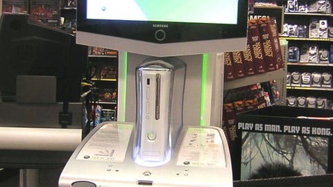 CompUSA Xbox 360 Gaming Kiosk