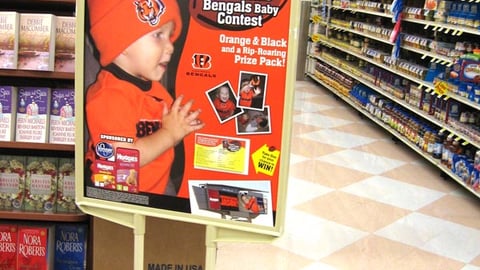 Kroger/Huggies Stanchion 