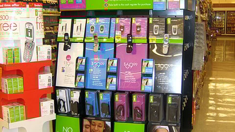 Smith's Food & Drug i-wireless Phone Endcap