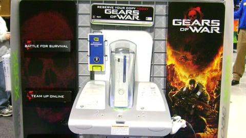 Best Buy Xbox 360 Endcap