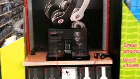 Staples Beats By Dr. Dre Endcap