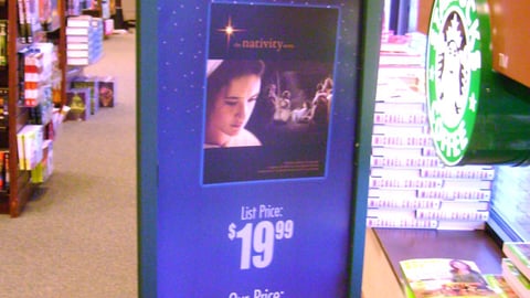 Barnes & Noble Holiday Stanchion