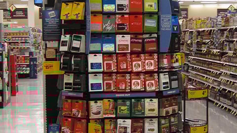 Dominick's Gift Card Endcap Display