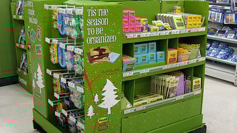 3M OfficeMax Holiday Pallet