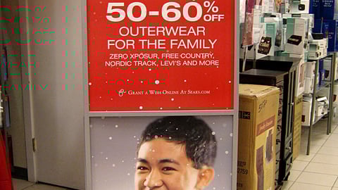 Sears Holiday Stanchion