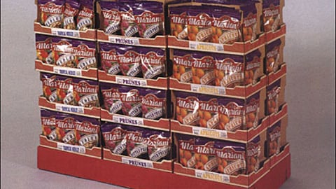 Mariani's Dried Fruit Display