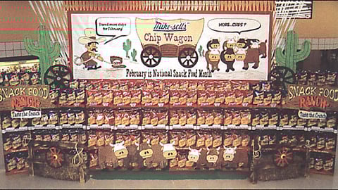 Mike-sell Potato Chip Display