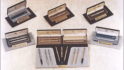 Cross Pen Countertop